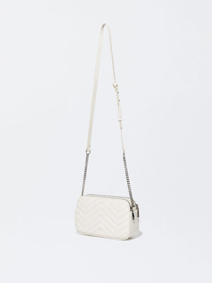 Bolso acolchado con cadena