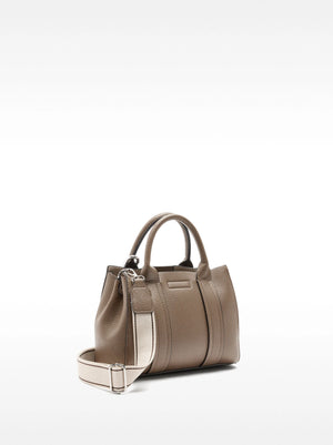 Bolso tote con colgante