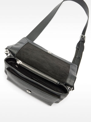 Bolso bandolera con solapa