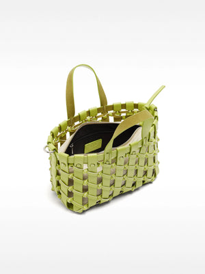 Bolso tote trenzado con nudos
