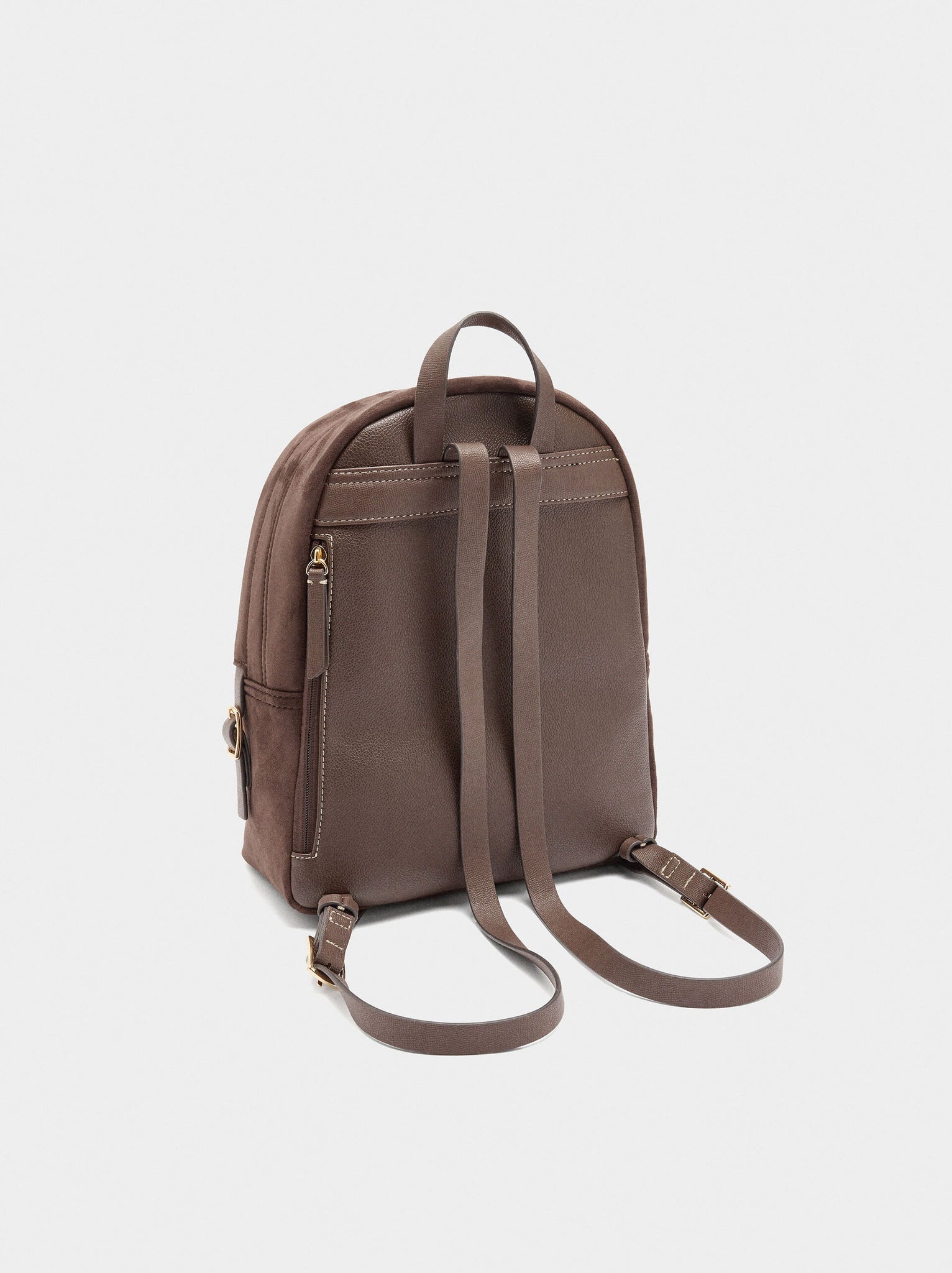 Mochila básica con colgante