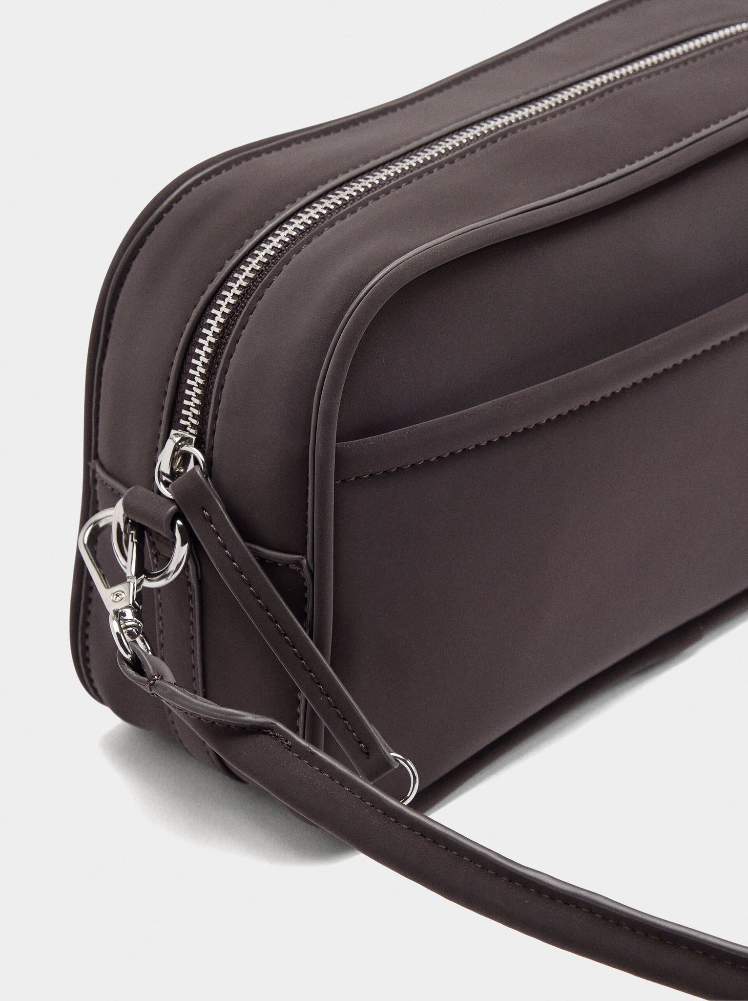 Bolso de hombro de textura suave M