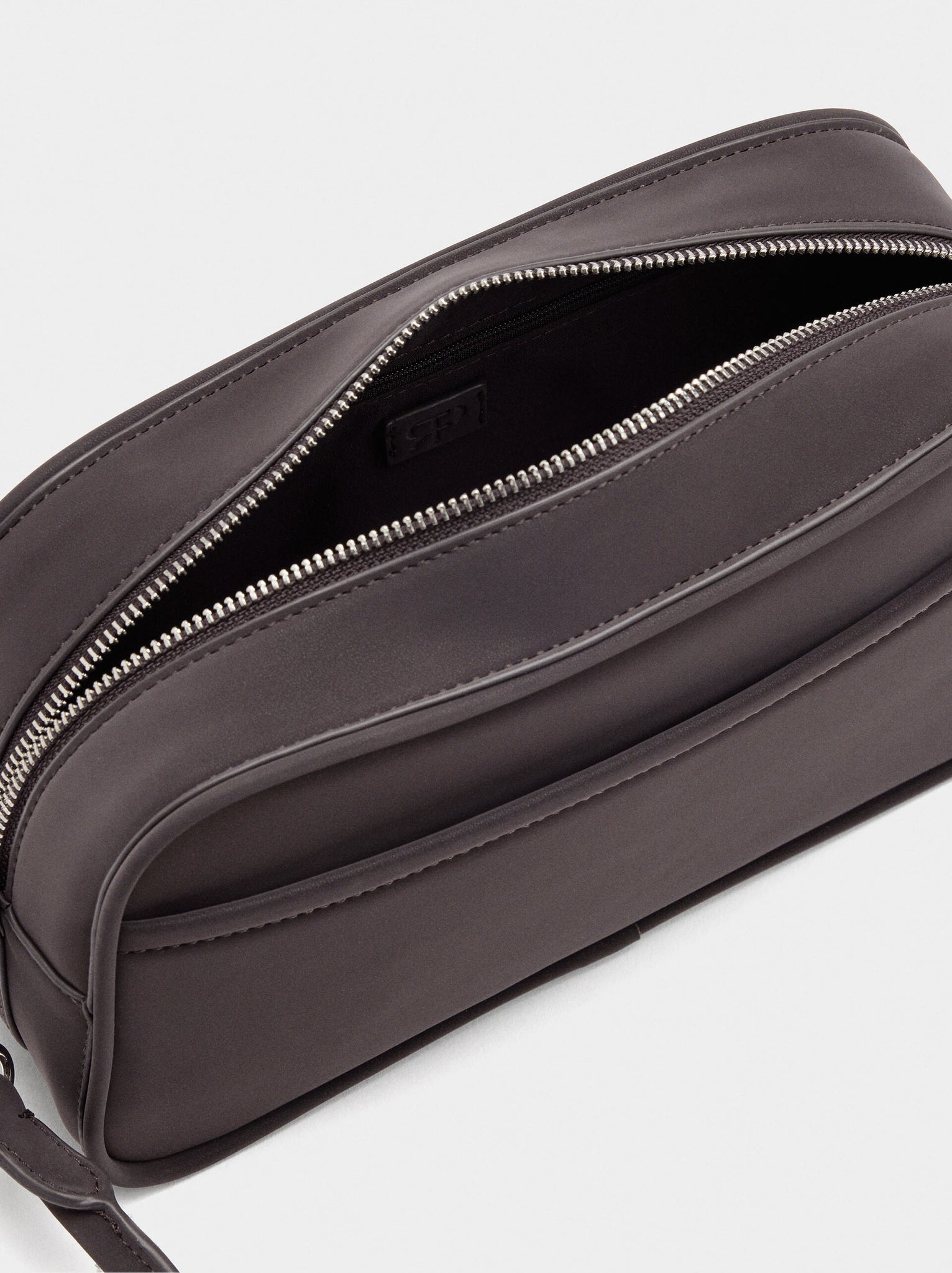 Bolso de hombro de textura suave M