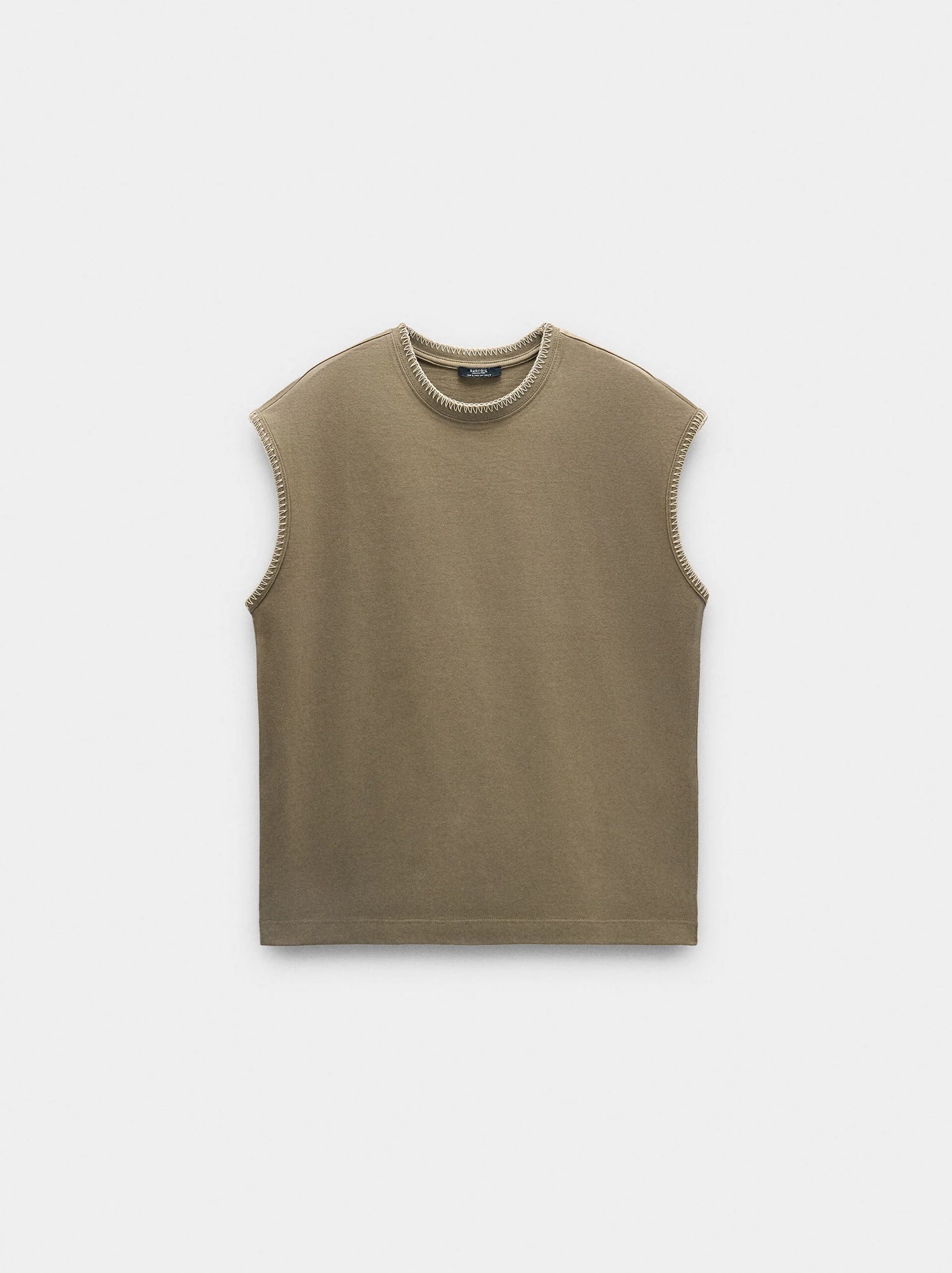 Camiseta con bordes marcados 100% algodón