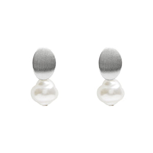 Pendientes Cortos Con Perla