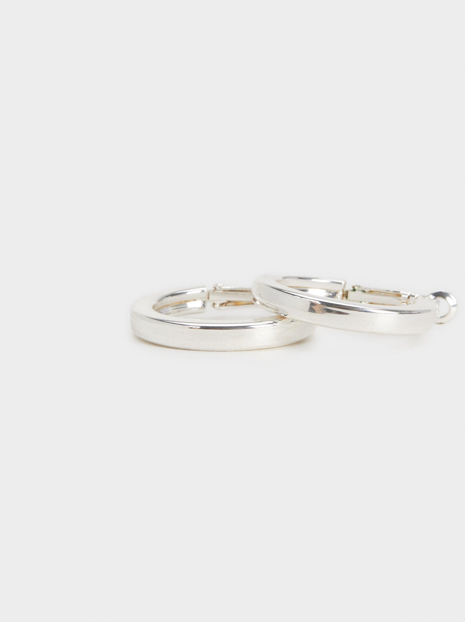 Pendientes De Aro Cortos Plateados - Parfois Guatemala Accesorios de mujer Guatemala
